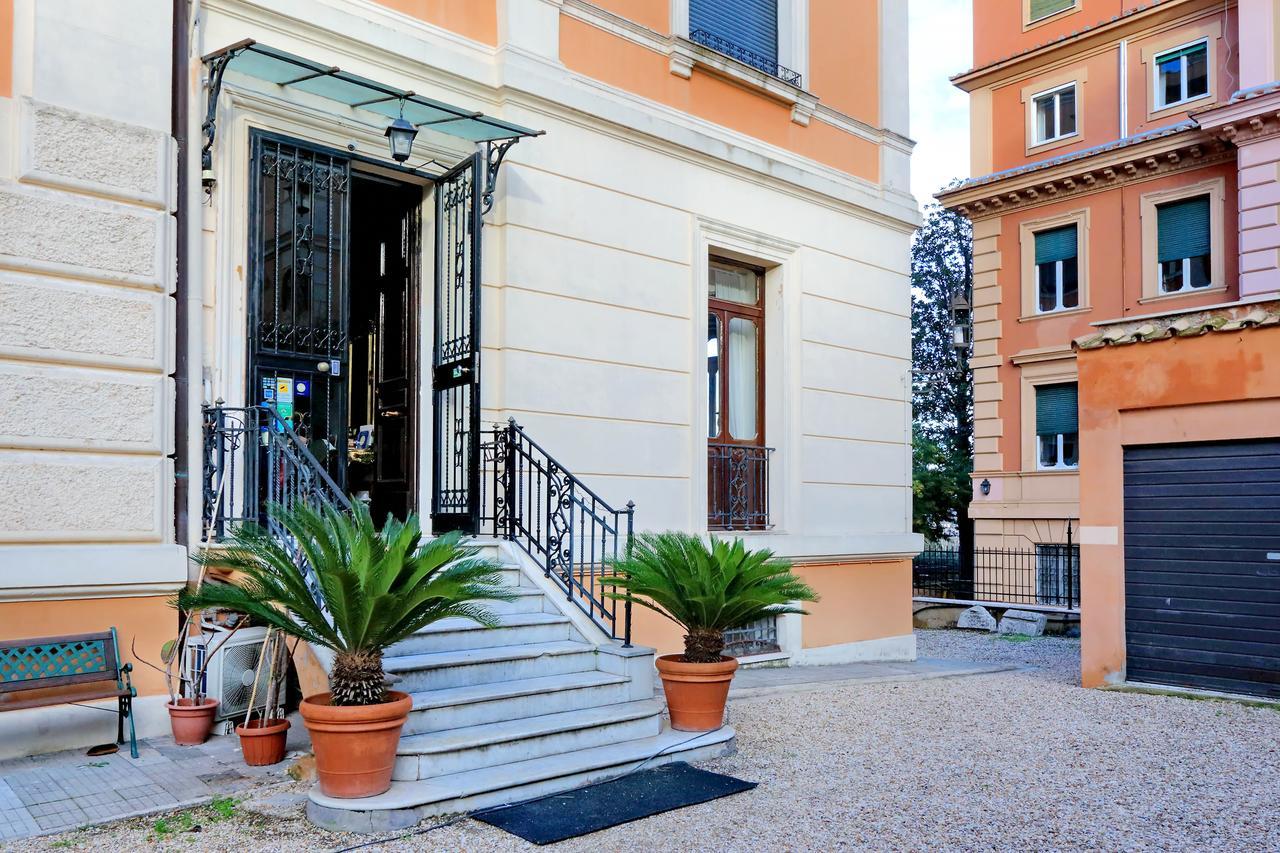 Domus Monami Luxury Suites ローマ エクステリア 写真